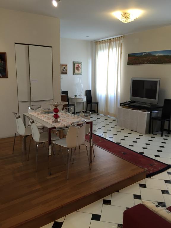 Appartamento Piazza San Marco Florence Room photo